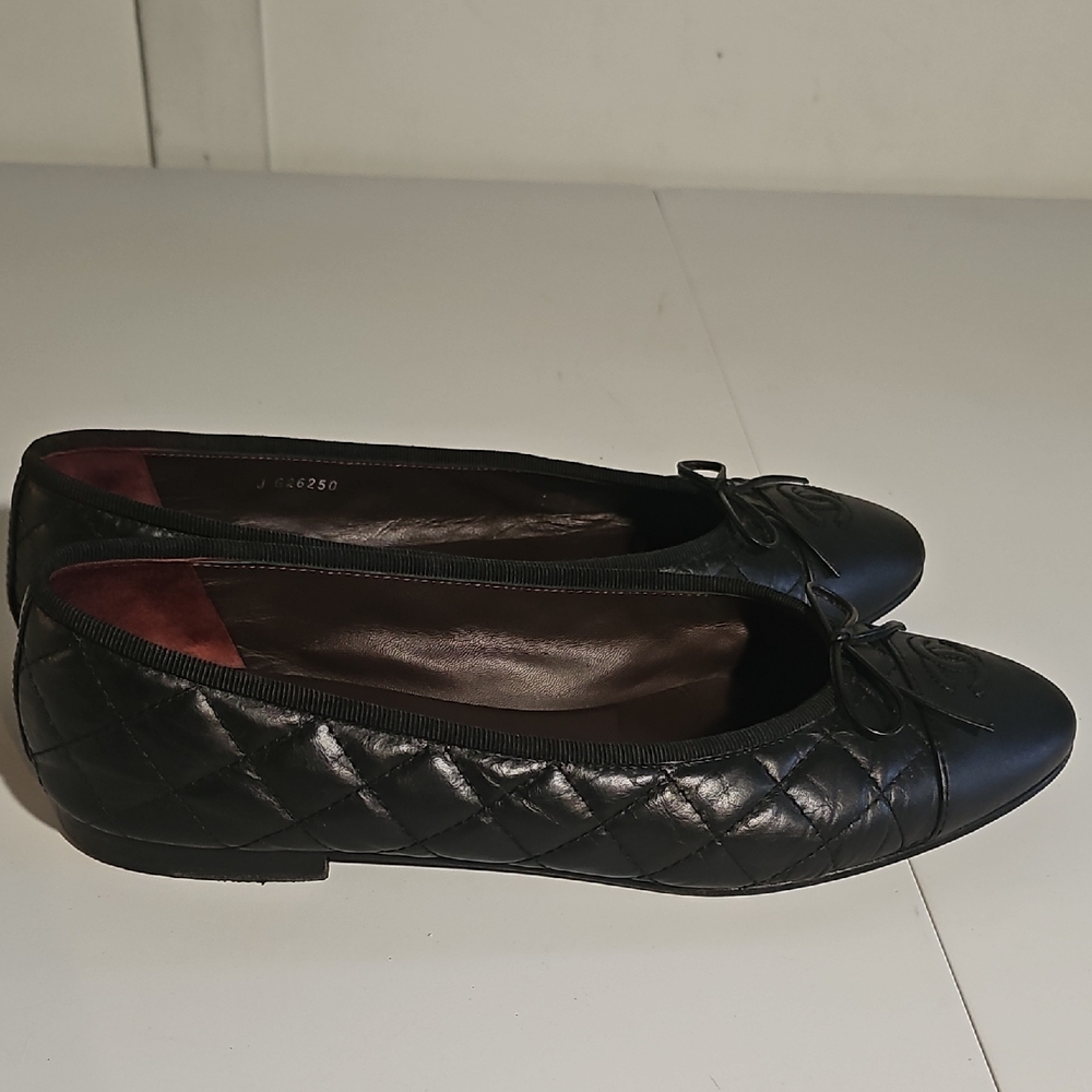 CHANEL Ballet Flats - Picture 10 of 16